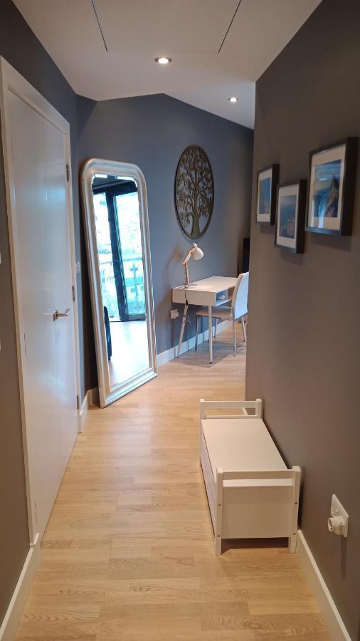 Kings Wharf Quay29 - Large Studio Apartment With 3 Pools - Gym - Rock Views - Holiday And Short Let Apartments In غيبرالتار المظهر الخارجي الصورة